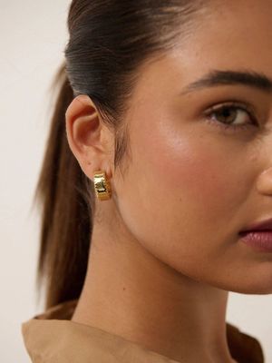 Luster&amp;Sage Loop Earrings - Gold