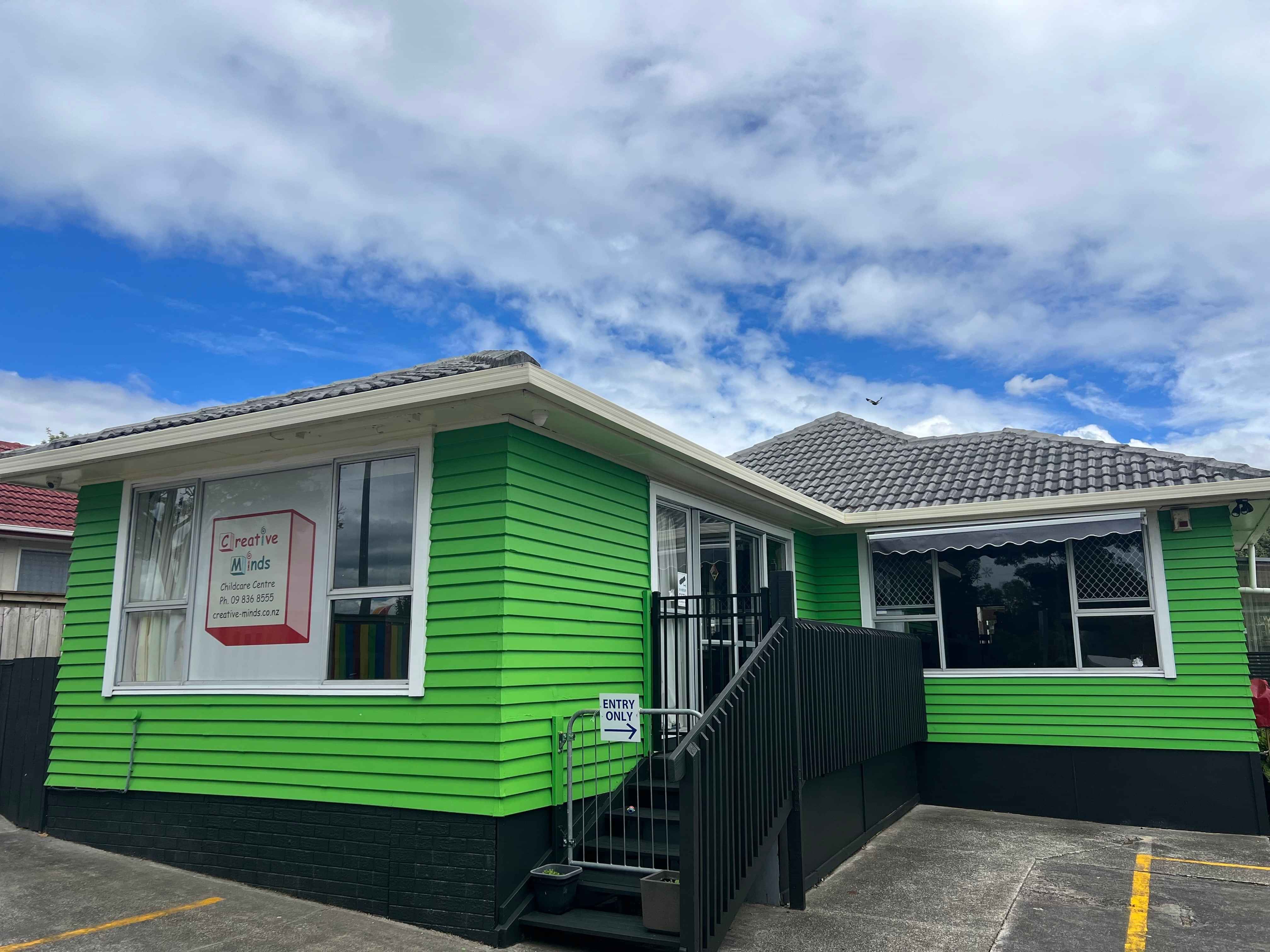 Outdoor play and creativity