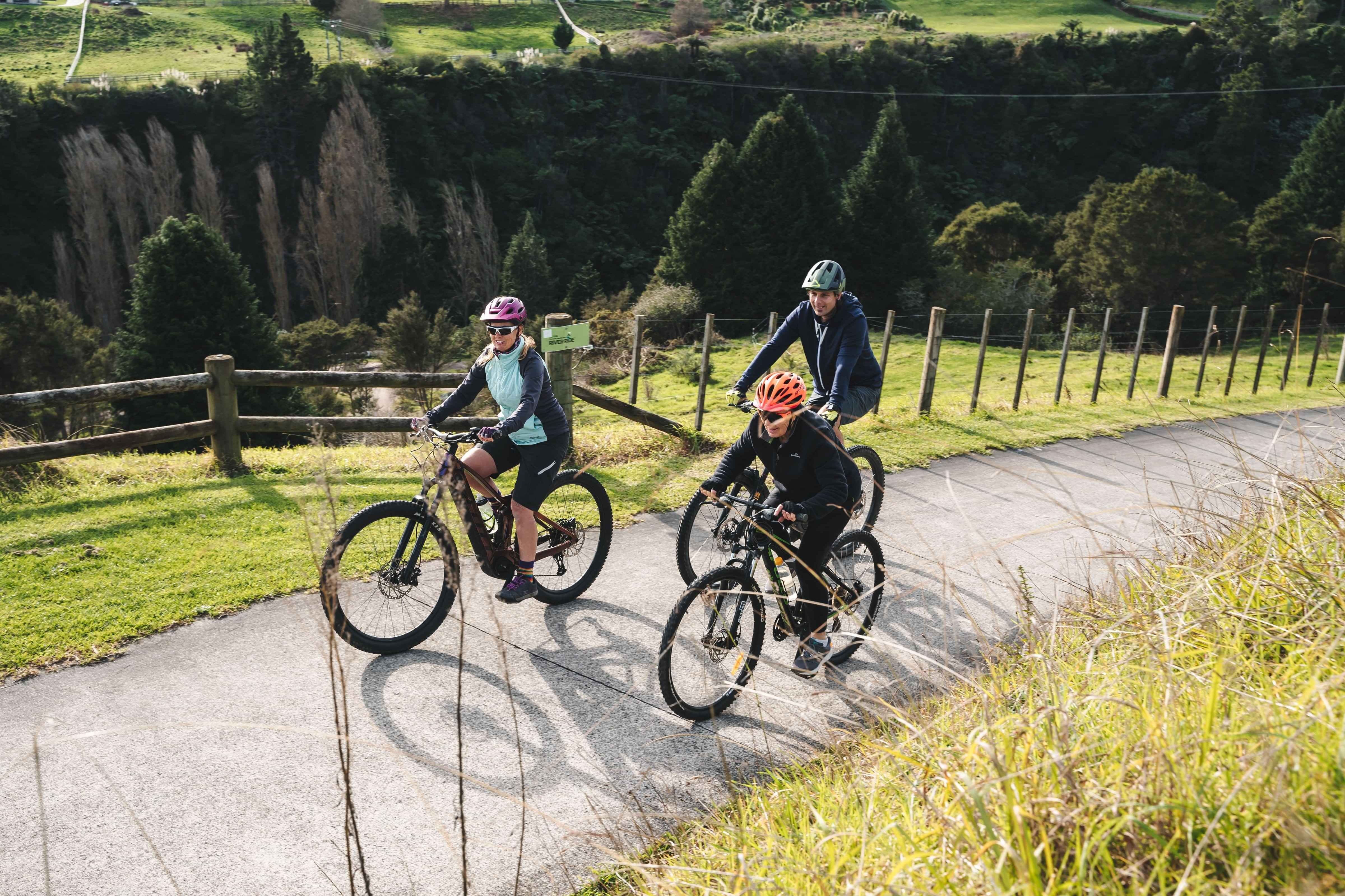 Guided E-Bike Tour (approx. 3 hours) 