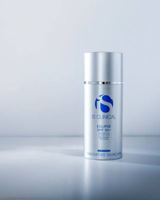 iS CLINICAL ECLIPSE All Day Moisturiser SPF 50+