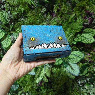 The Biter - Monster Book (small)