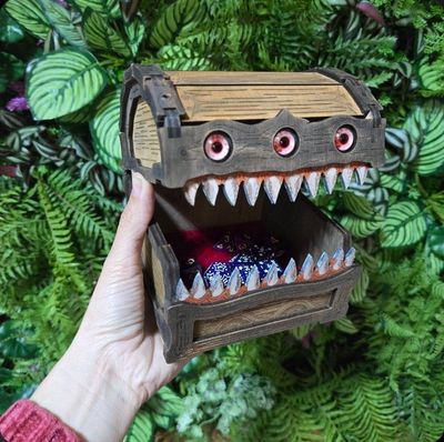 Hydra's Hoard - Mimic Chest (Large)