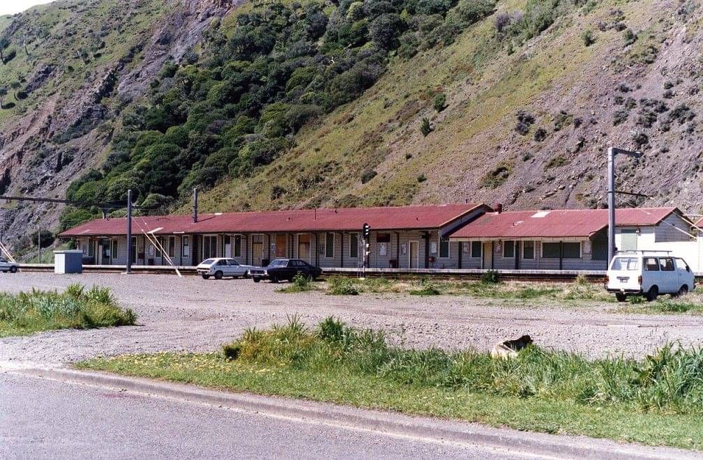 Paekakariki Station 08101990