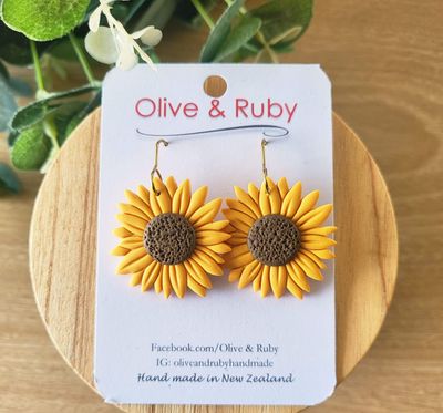 Sunflower Hooks Large