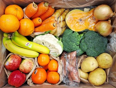 Medium Fruit &amp; Veg Box