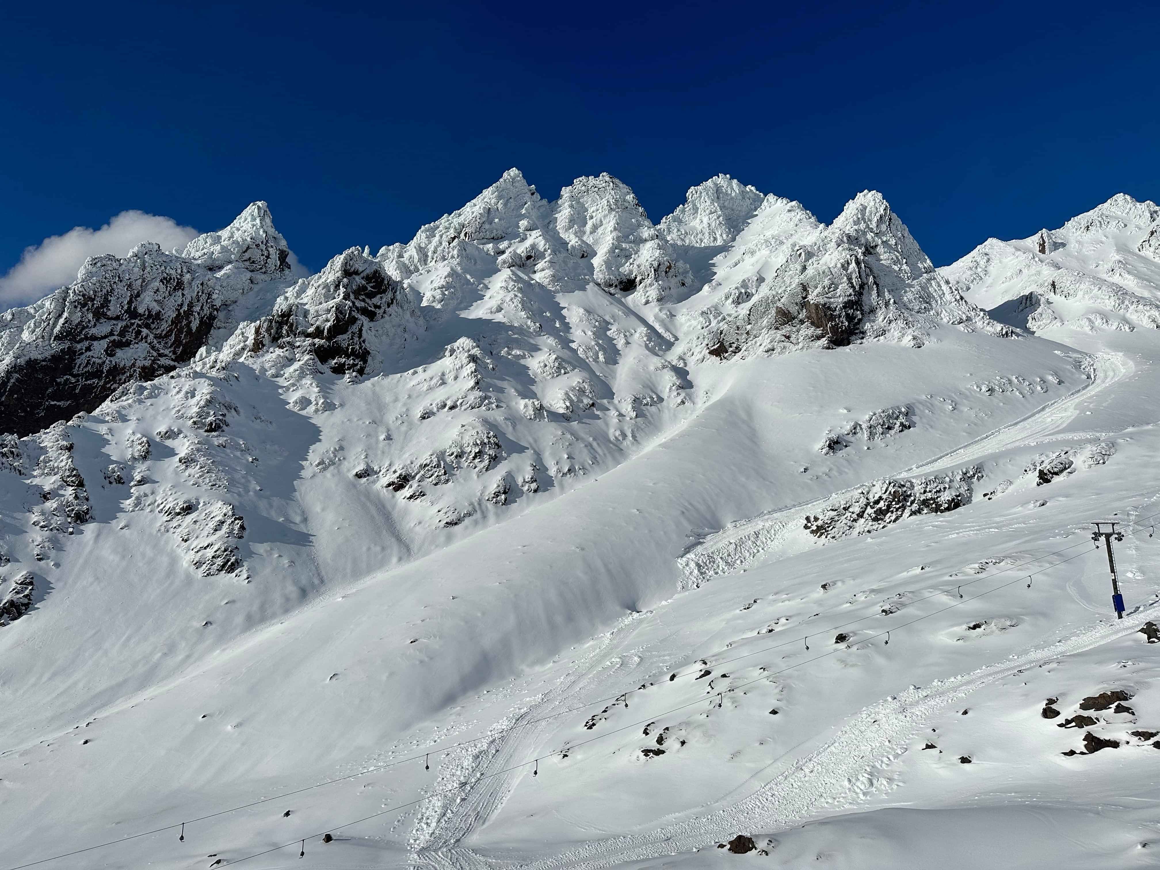Whakapapa Pinnacles seen from the Knoll Ridge Cafe