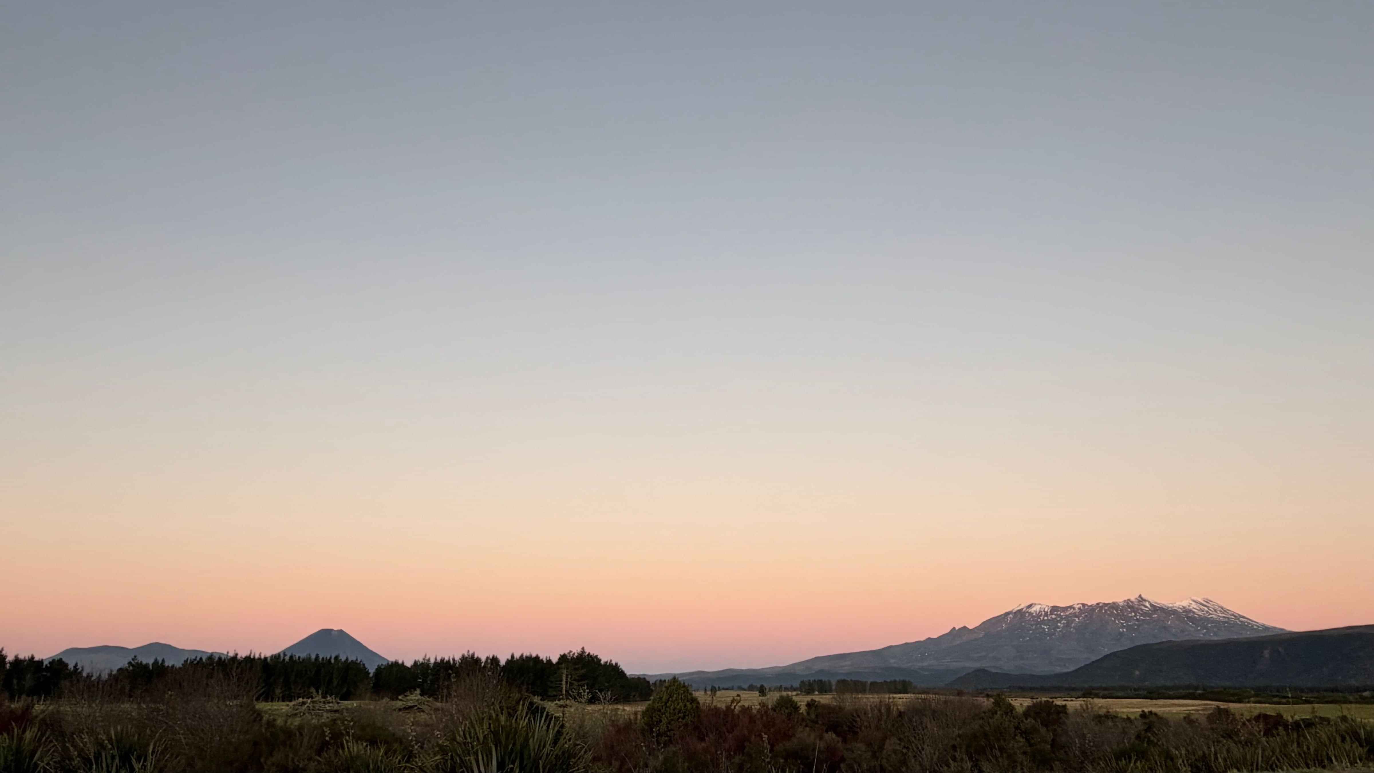 A remarkable Landscape - Tongariro, Nguaruhoe and Ruapehu
