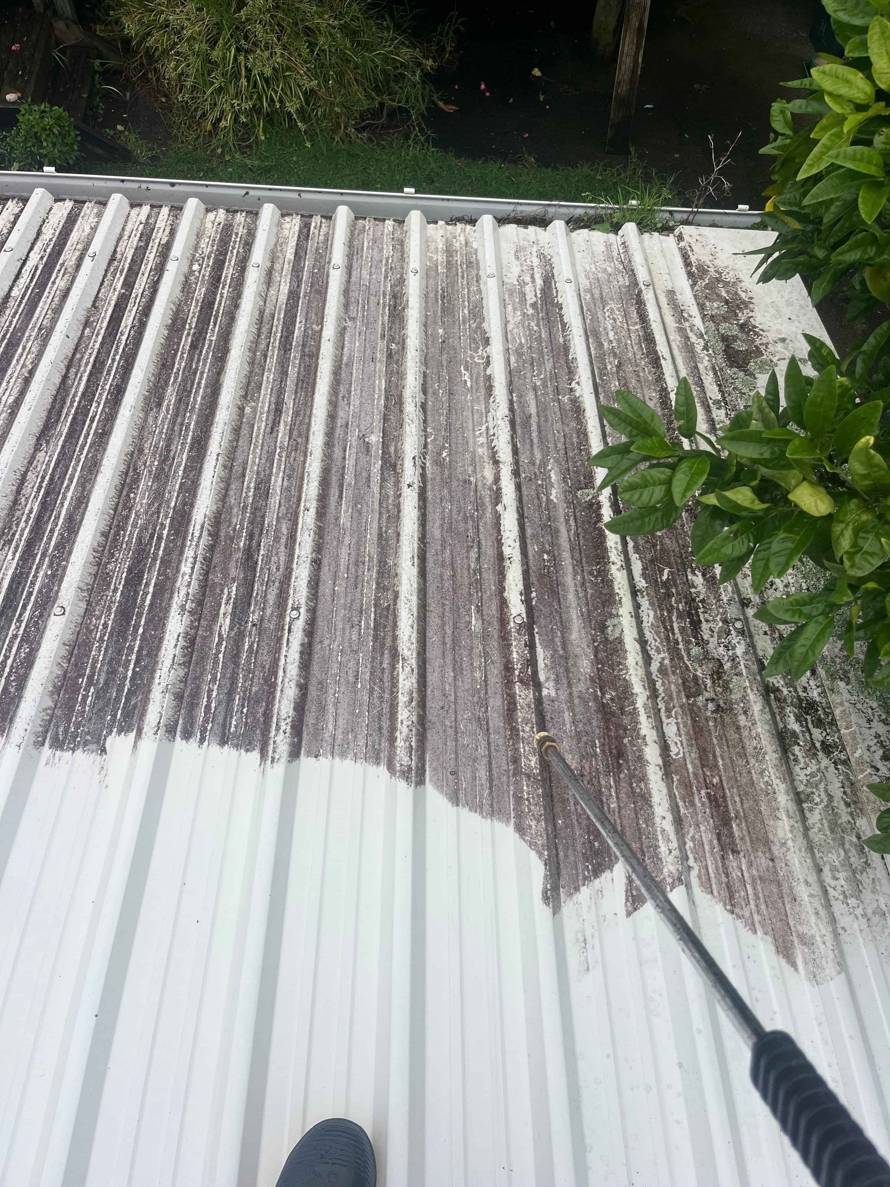 Fence and Gate Cleaning for Homes and Businesses in Hamilton | Aqua ...