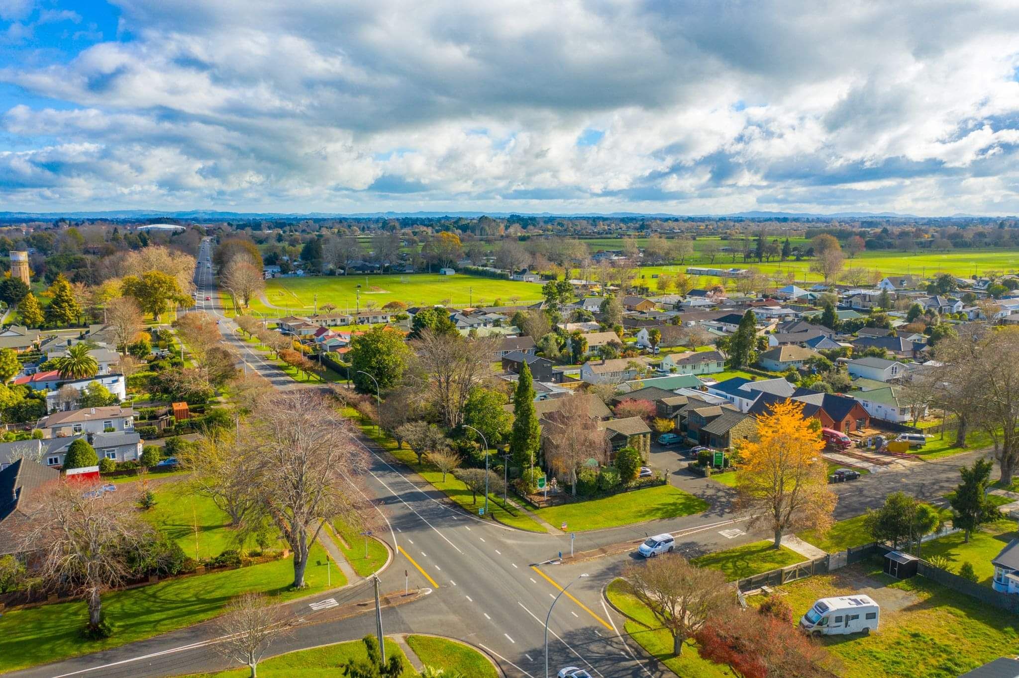 Reception of Cambridge Mews showing a beautiful climber