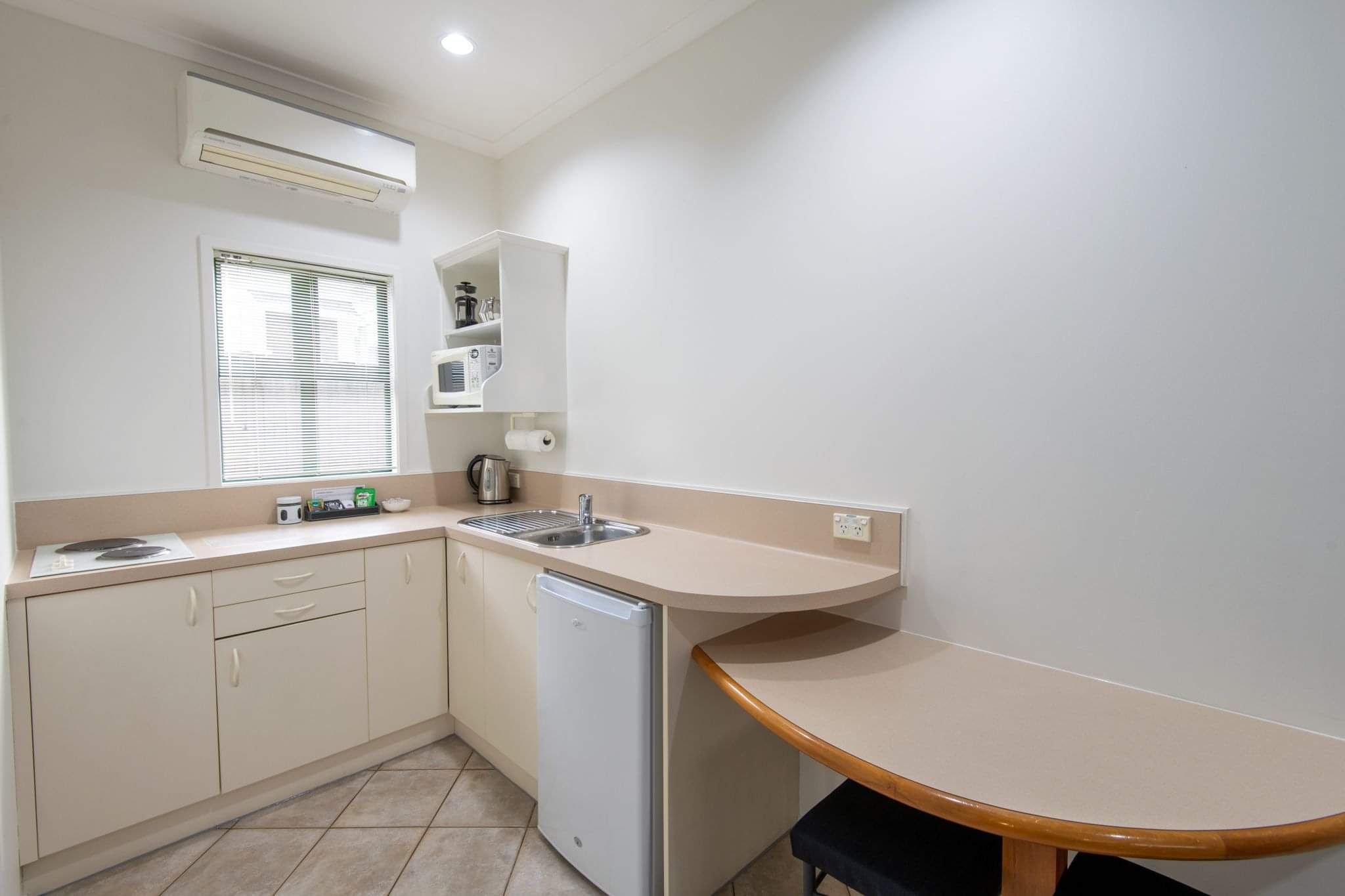Kitchen in the one bedroom unit at Cambridge Mews