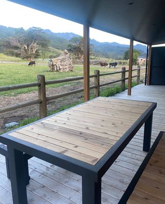 2m x 1m Luxury Outdoor Wooden Dining Table &ndash; Modern Cedar Table for patios or Decks