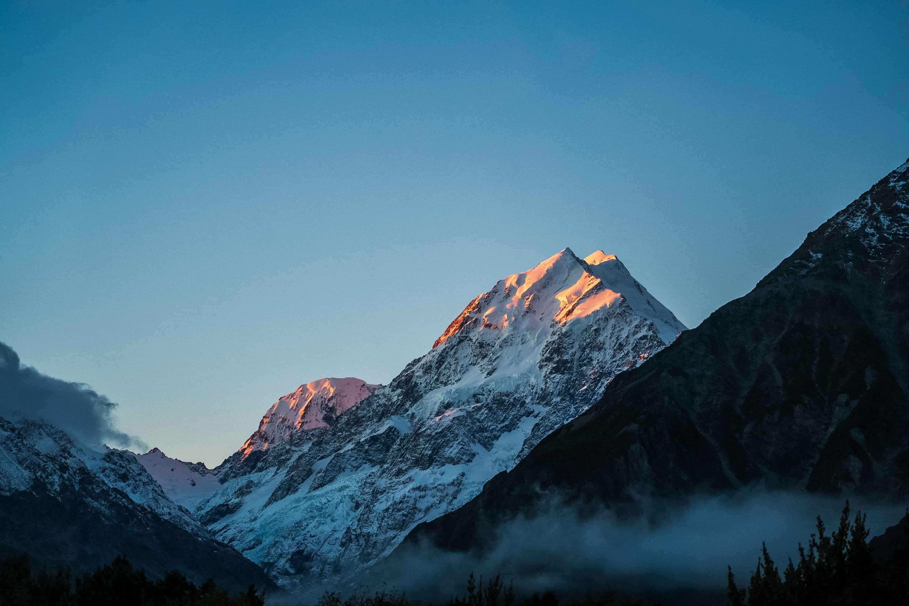 Aoraki Mount Cook and alpine peaks near Twizel