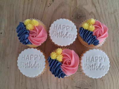 Happy birthday cupcakes