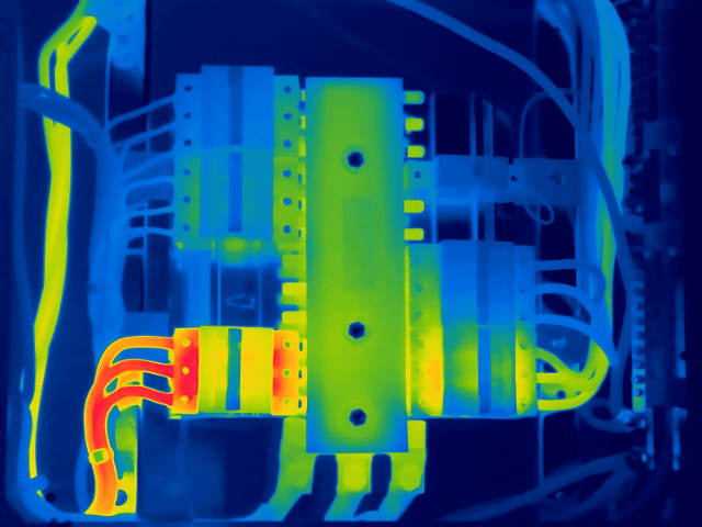 thermal image of an electrical switchboard with circuit breakers in Auckland
