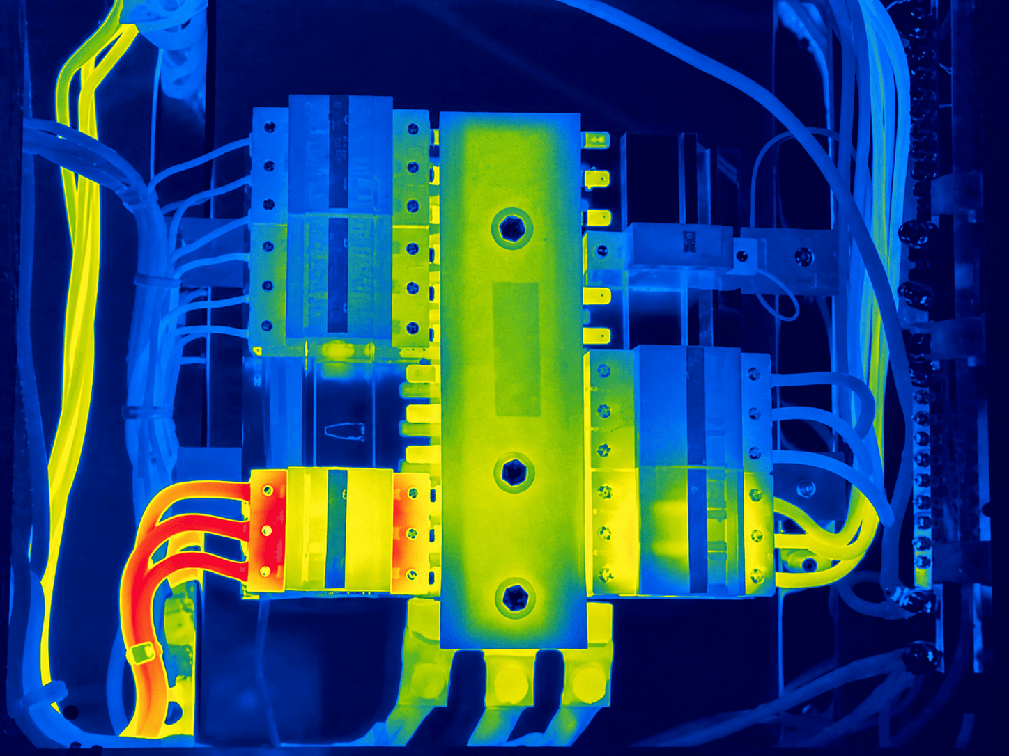 Thermal image of an electrical switchboard with circuit breakers in Auckland