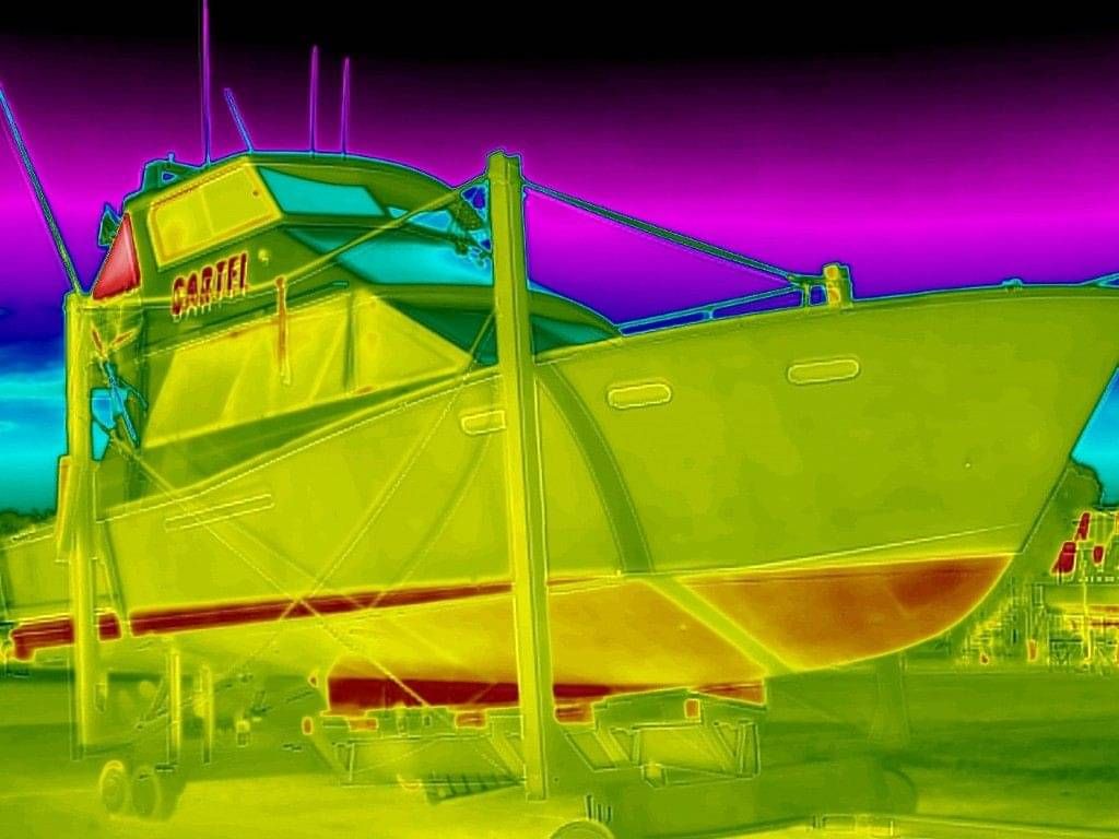 thermal image of a boat with hull damage and moisture ingress in Auckland