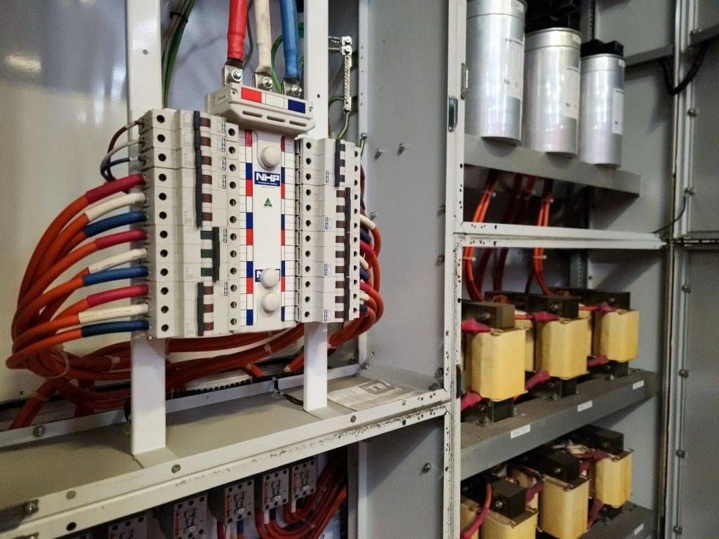 power factor correction switchboard