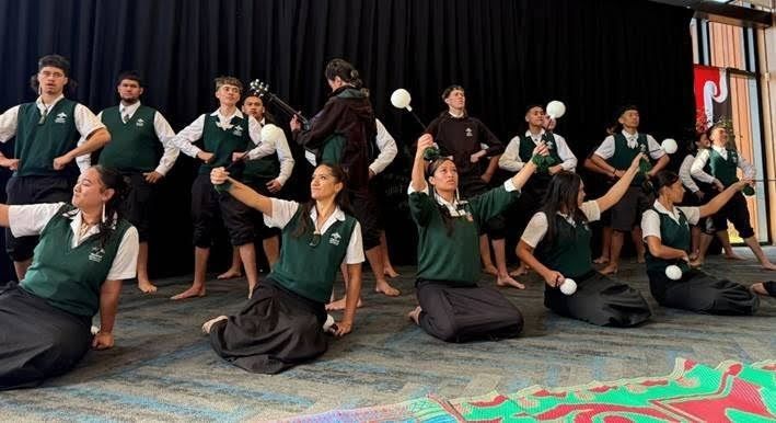 Māori performers at Auckland Libraries event