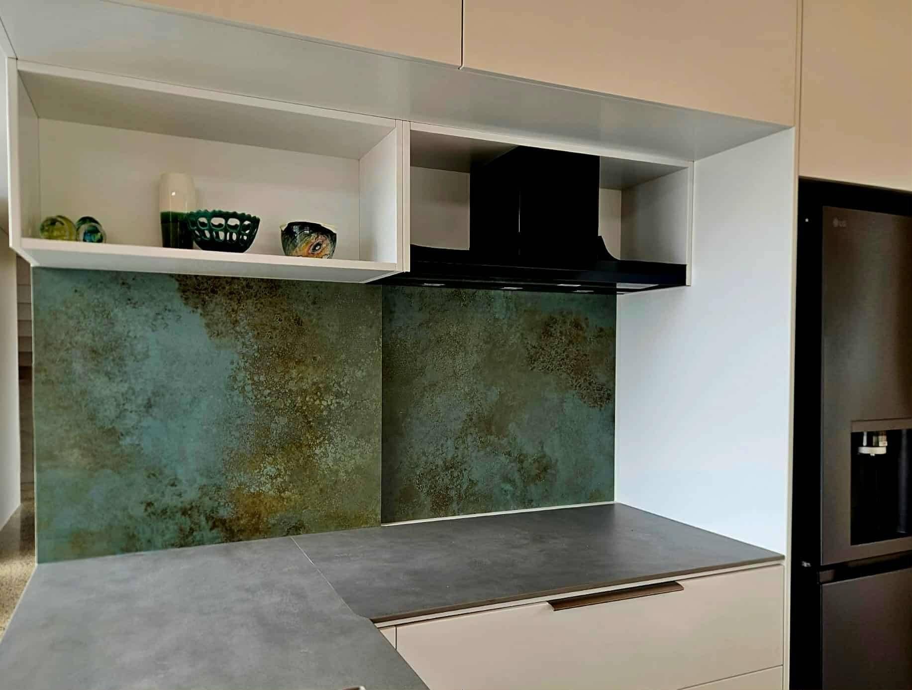 Verderame & Bianco Assoluto Combination Splashback