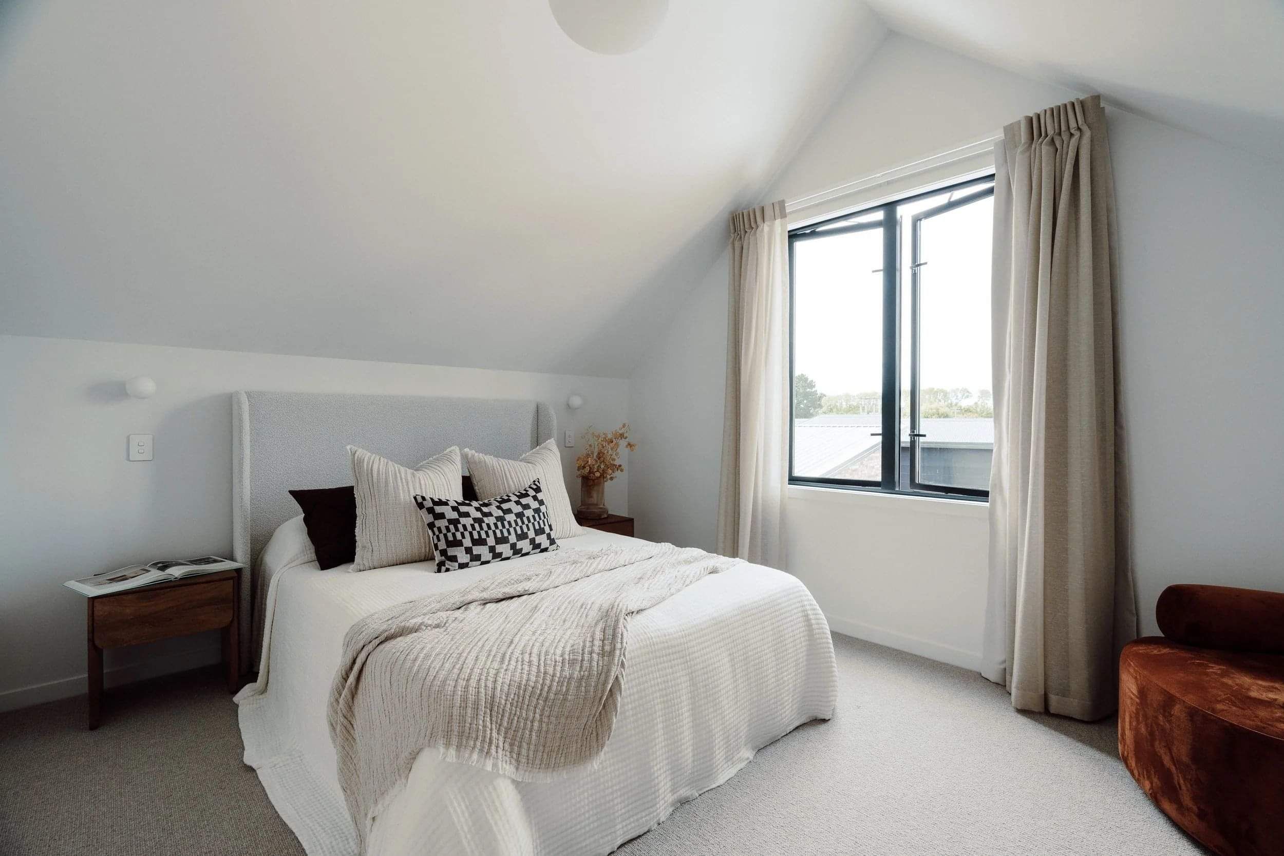 Modern bedroom