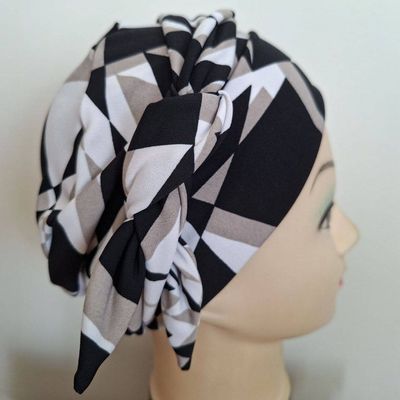 Head High Twist &amp; Tie