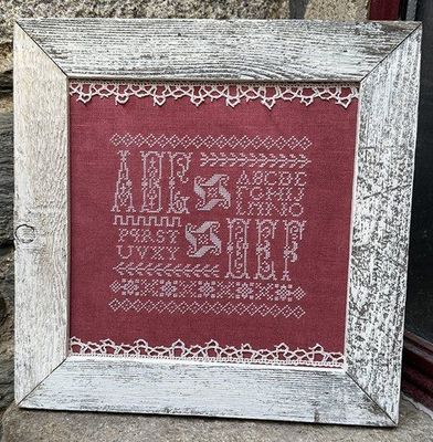 Antonia Pueyo Sampler Petite