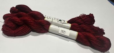 Au Ver A Soie silk- 2925 - red 45 metres