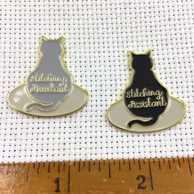 Stitching Assistant - Kitty Grey - needle minder