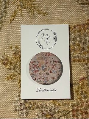 Needle minder L&eacute;a Letourneur