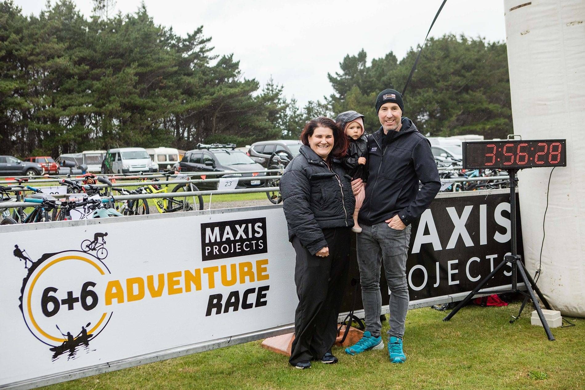 Maxis Projects 6+6 Adventure Race