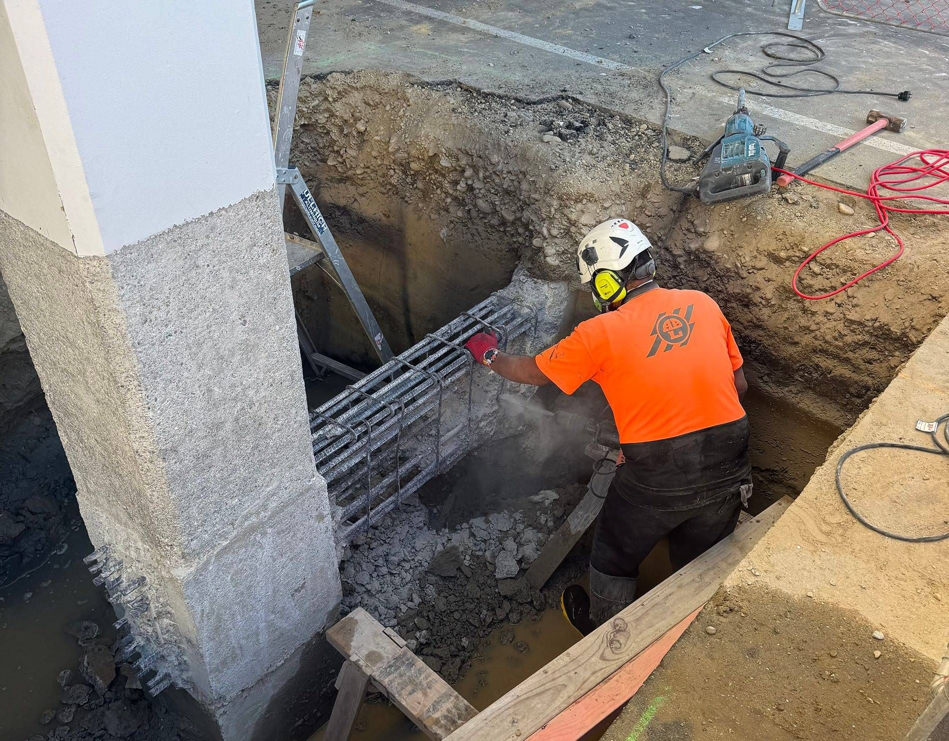 Maxis Construction Management