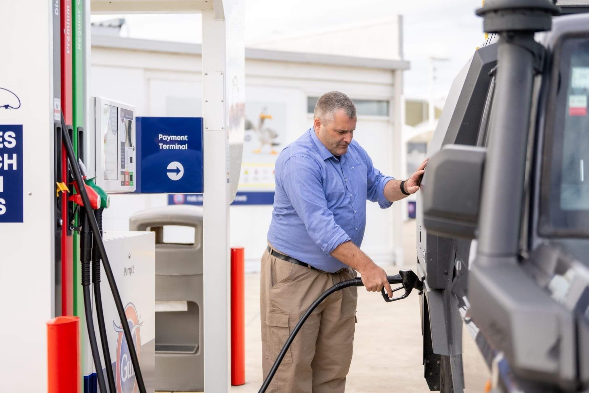 Glassbox outdoor payment terminal for self-service fuel transactions