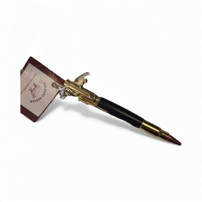 Black maire pen
