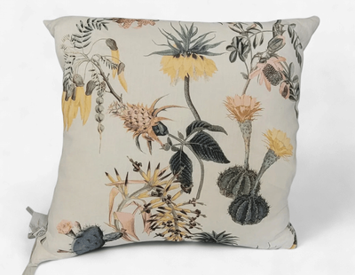 NZ Flora Cushion