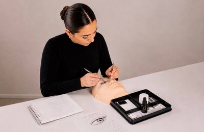 Lash Technician Course &amp; Kit