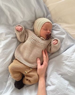 PetiteKnit Anker's Bonnet - Knitting Pattern