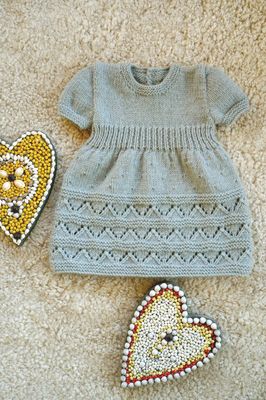 Lisa F Baby Cakes Bc121 Talulla Dress Knitting Pattern