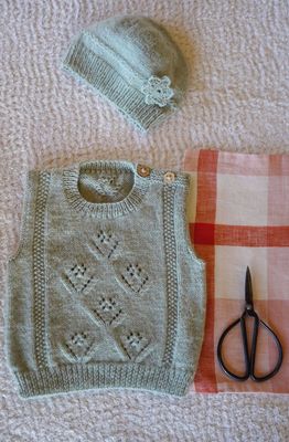 Lisa F BC147 Posy Vest and Hat - Knitting Pattern