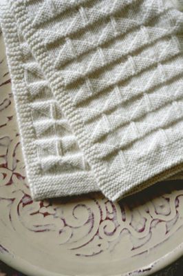 Lisa F BC106 Mountains and Valleys Blanket