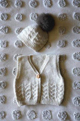 Lisa F Baby Cakes BC107 Piper Vest and Hat Knitting Pattern