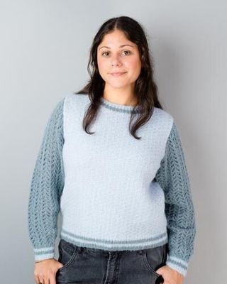 Alpaca Yarns 3309 Halo Two Colour Texture Top - Knitting Pattern