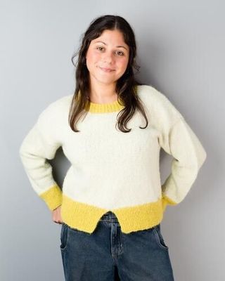 Alpaca Yarns 3300 Halo Contrast Sweater - Knitting Pattern