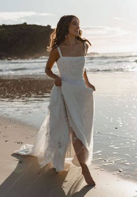 ~ ANNA CAMPBELL - TAHLIA EMPRESS (SAMPLE)